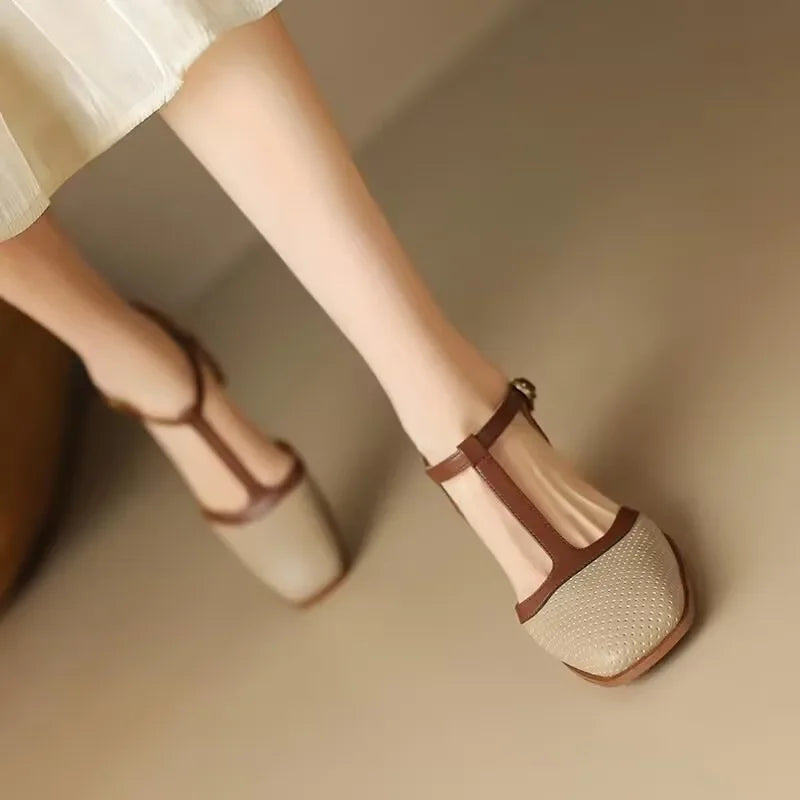 Isava Mid-Heel Footwear