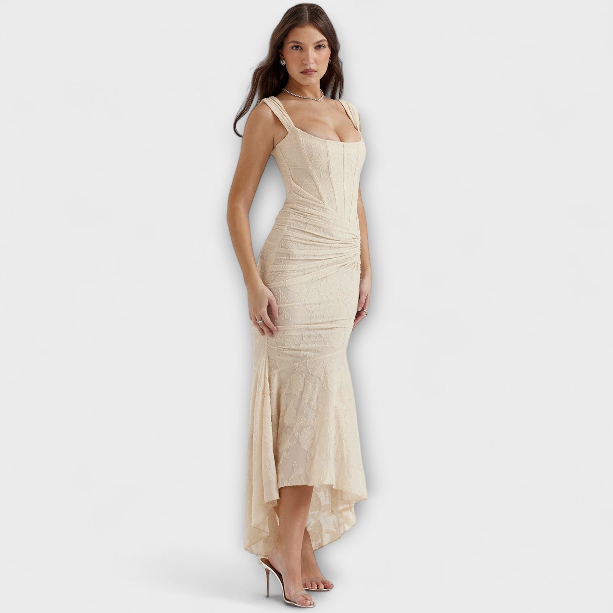Renske – Long Dress with Elegant and Refined Corset