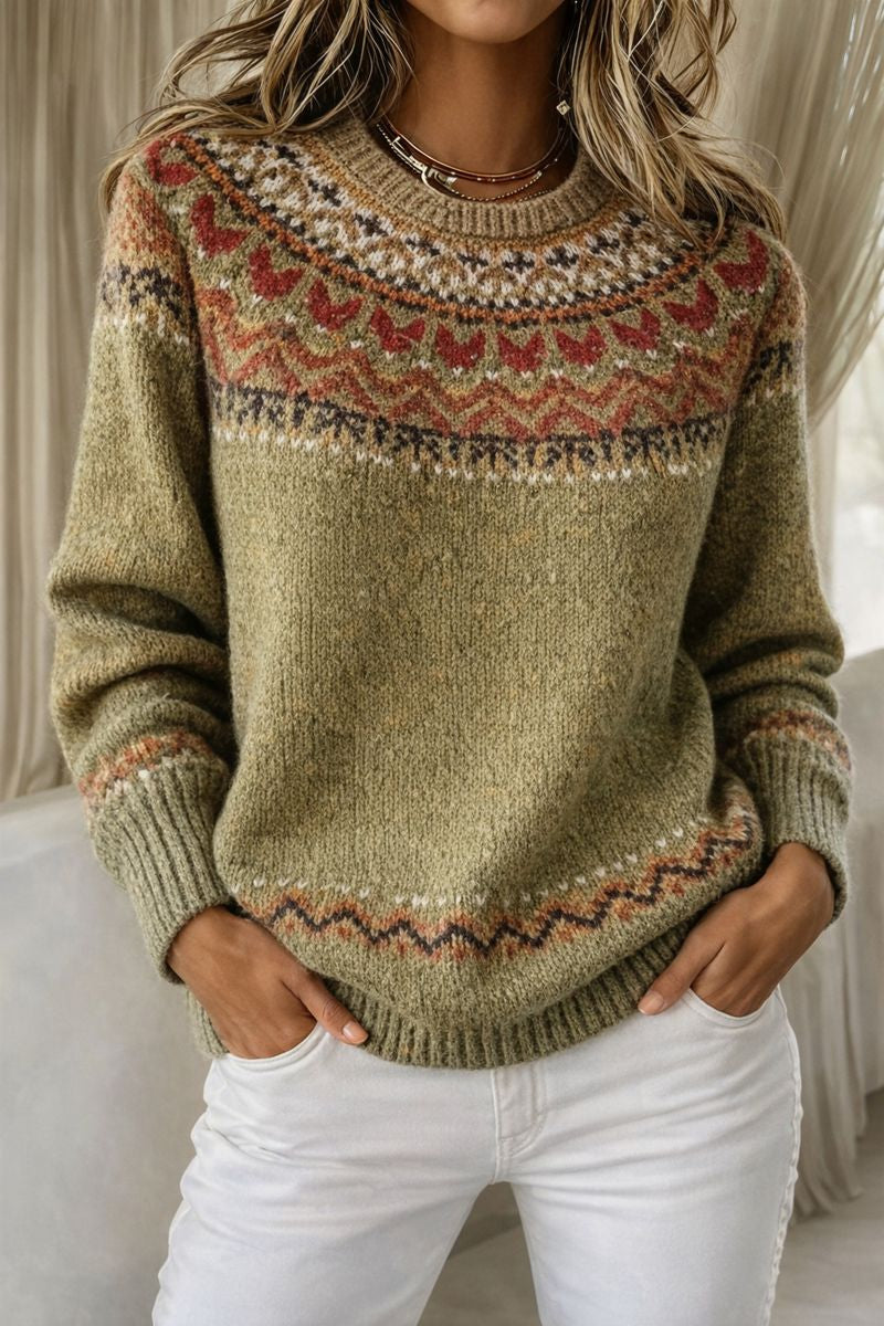 Chloe – Warm Sweater with a Classic Woven Pattern