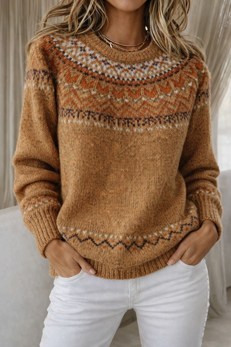 Chloe – Warm Sweater with a Classic Woven Pattern