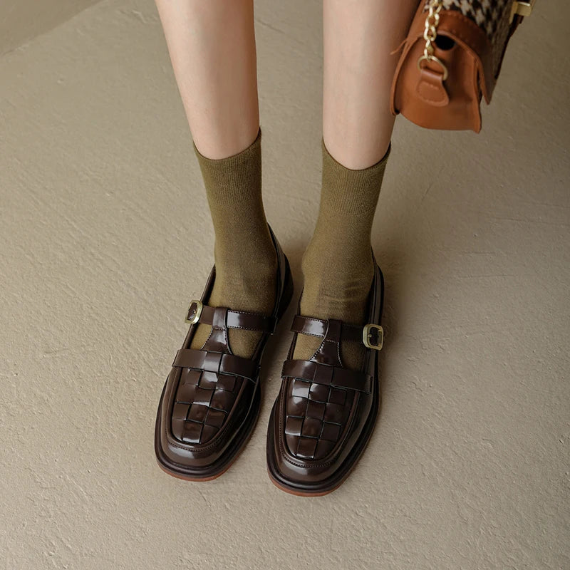 Lumerra Vintage-Inspired Flats