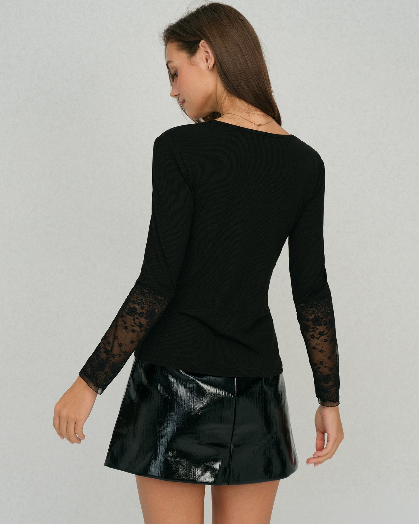 Black Lace Splicing V Neck Knit Tee